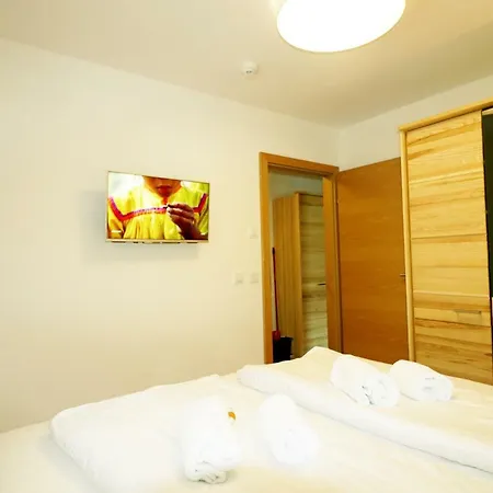 Alpin & See Top 17 Mit Seeblick Apartment Zell am See